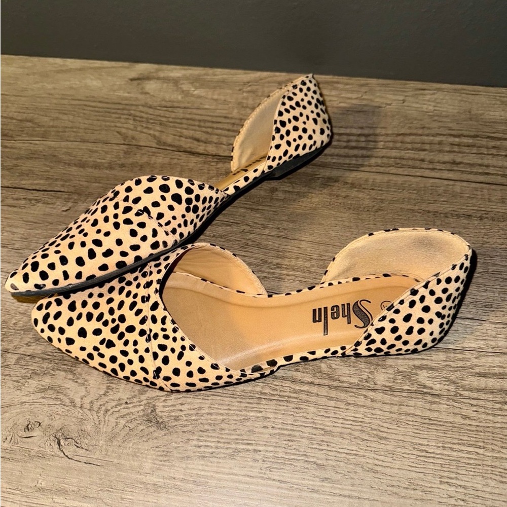 Chic Beige and Black Spotted Flats